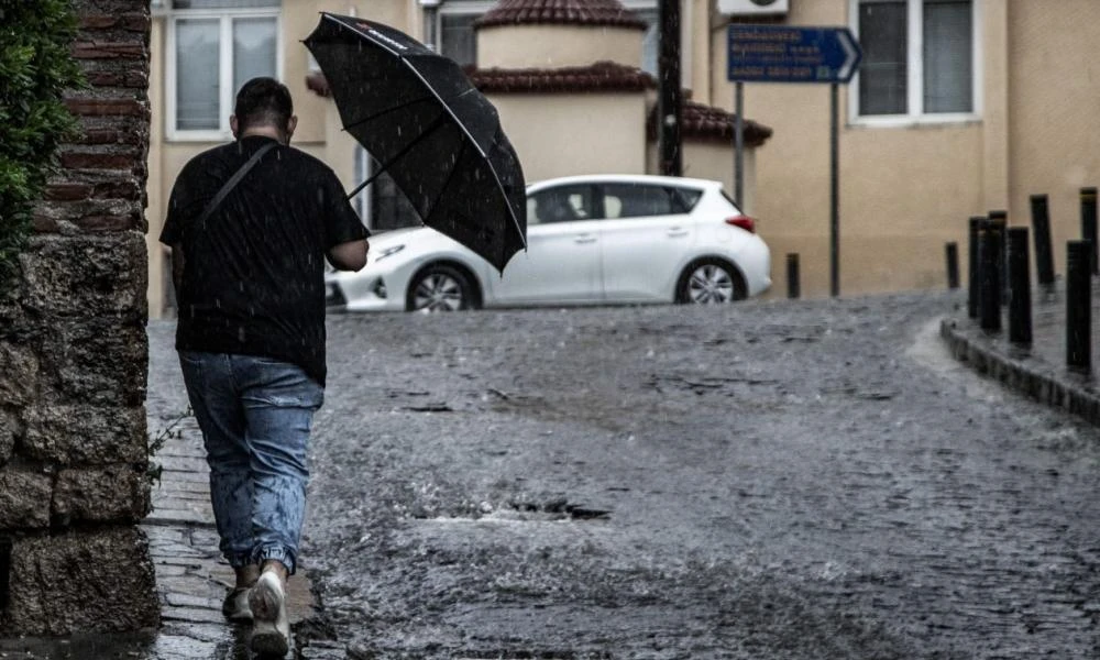  Καιρός: Νεφώσεις παροδικά αυξημένες με ασθενείς τοπικές βροχές-Η θερμοκρασία θα σημειώσει πτώση